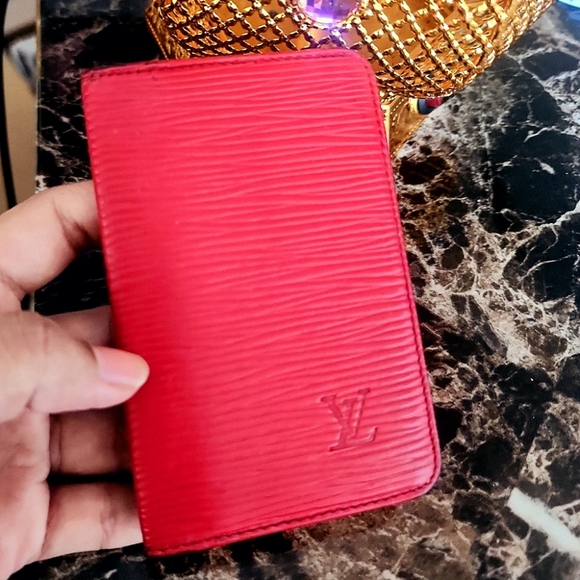 LV Louis Vuitton Epi Card Case - Picture 1 of 5
